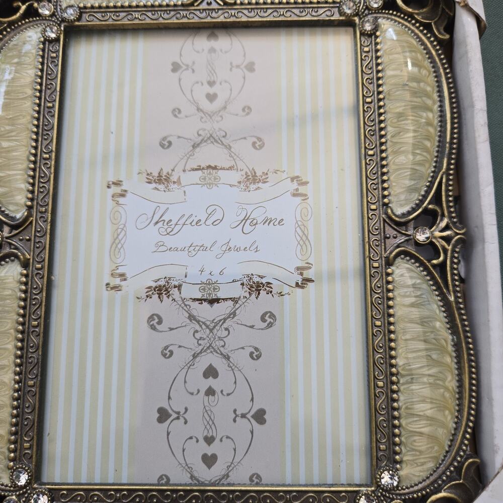 Sheffield Home Beautiful Jewels 4x6 Picture Frame - Picture 2 of 4